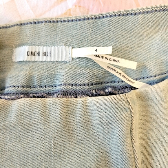 Kimchi Blue light wash denim summer shorts! - Picture 3 of 4